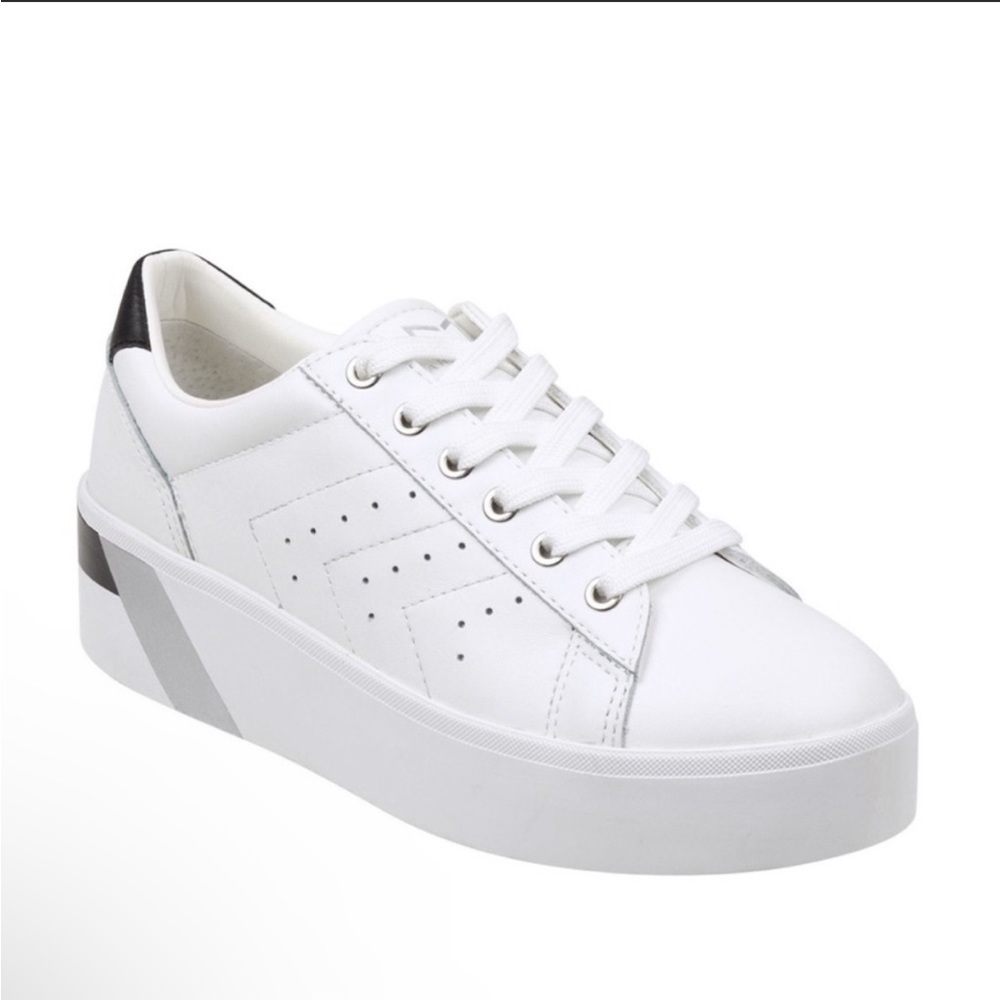 Marc Fisher Tony White Platform Sneaker size 6.5